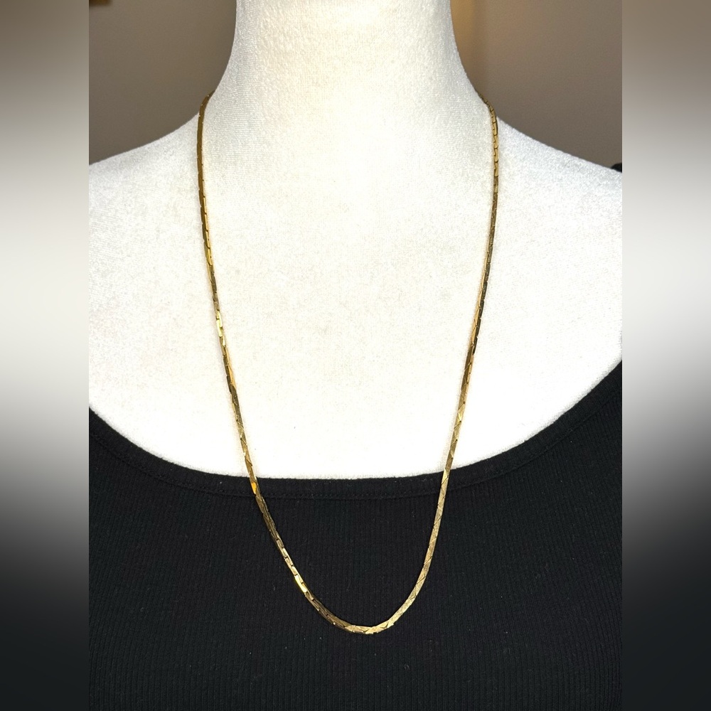 Vintage Long Gold Tone Flat Chain Necklace – Diamond Cut Layering 24” Chain - Picture 3 of 8